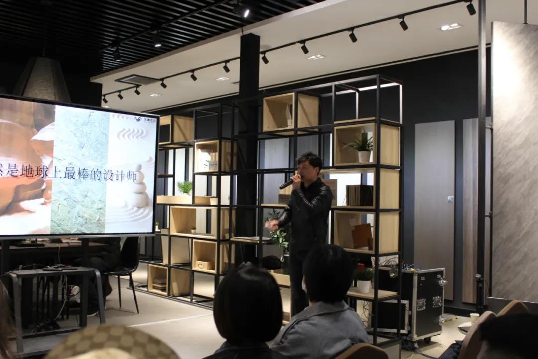 恭喜！華洲木業(yè)（陜西）運(yùn)營(yíng)中心首航儀式暨供應(yīng)鏈賦能模式發(fā)布會(huì)圓滿舉辦！(圖7)