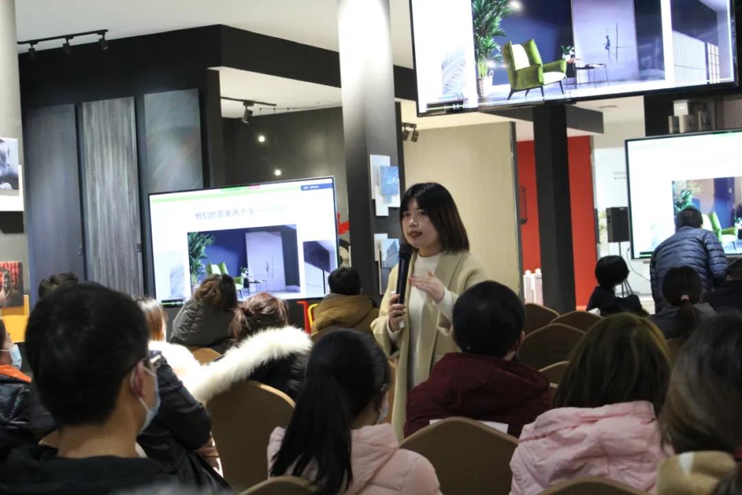 恭喜！華洲木業(yè)（陜西）運(yùn)營(yíng)中心首航儀式暨供應(yīng)鏈賦能模式發(fā)布會(huì)圓滿舉辦！(圖5)