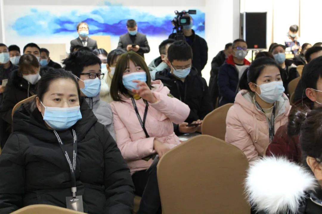 恭喜！華洲木業(yè)（陜西）運(yùn)營(yíng)中心首航儀式暨供應(yīng)鏈賦能模式發(fā)布會(huì)圓滿舉辦！(圖12)